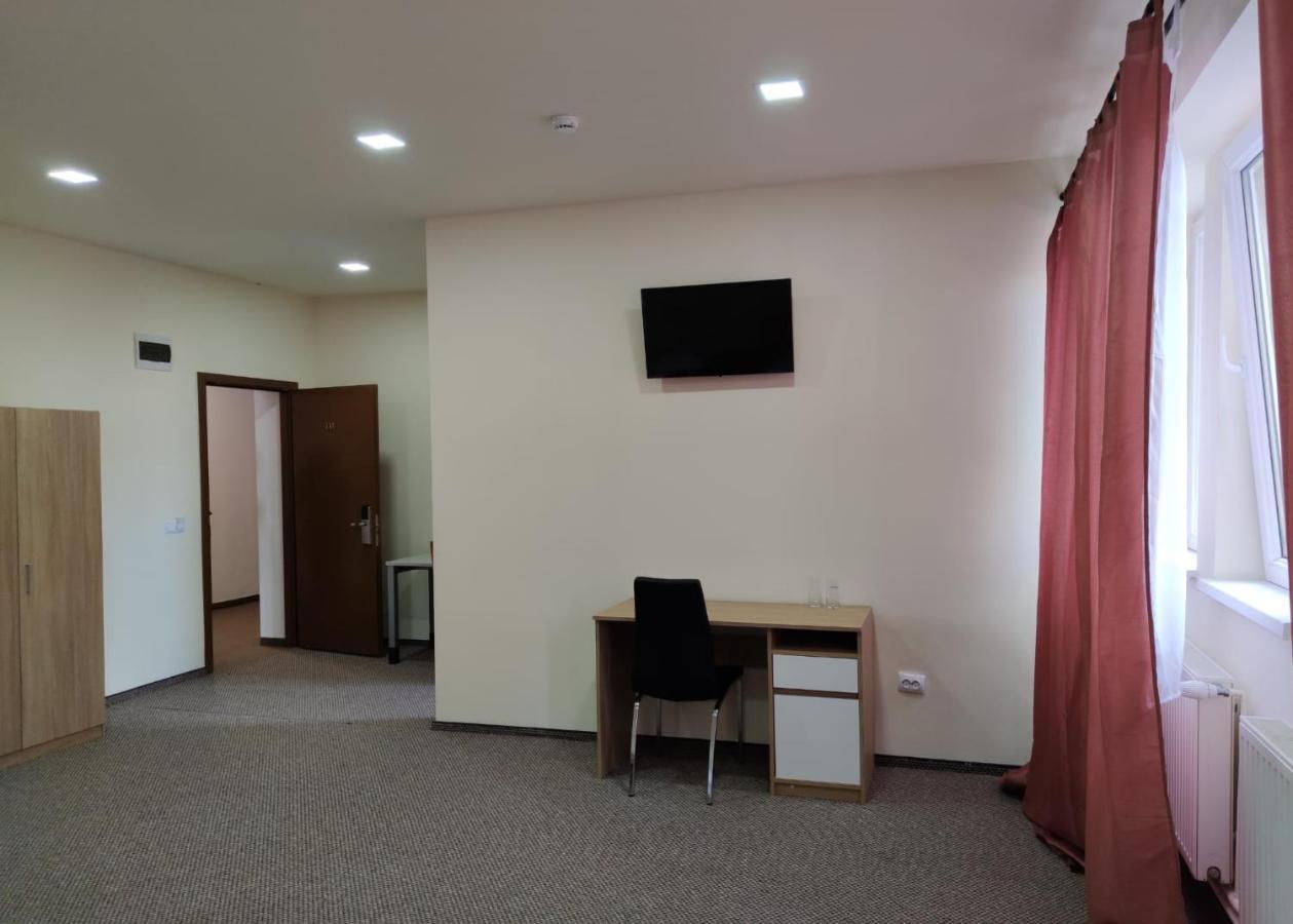 Hotel Astra Брашов Экстерьер фото