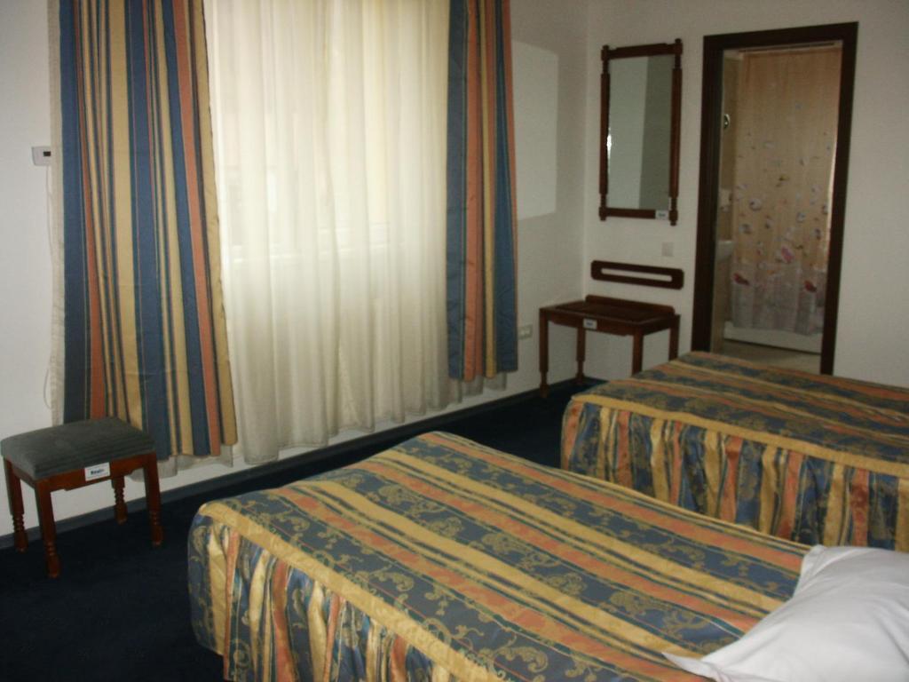 Hotel Astra Брашов Номер фото